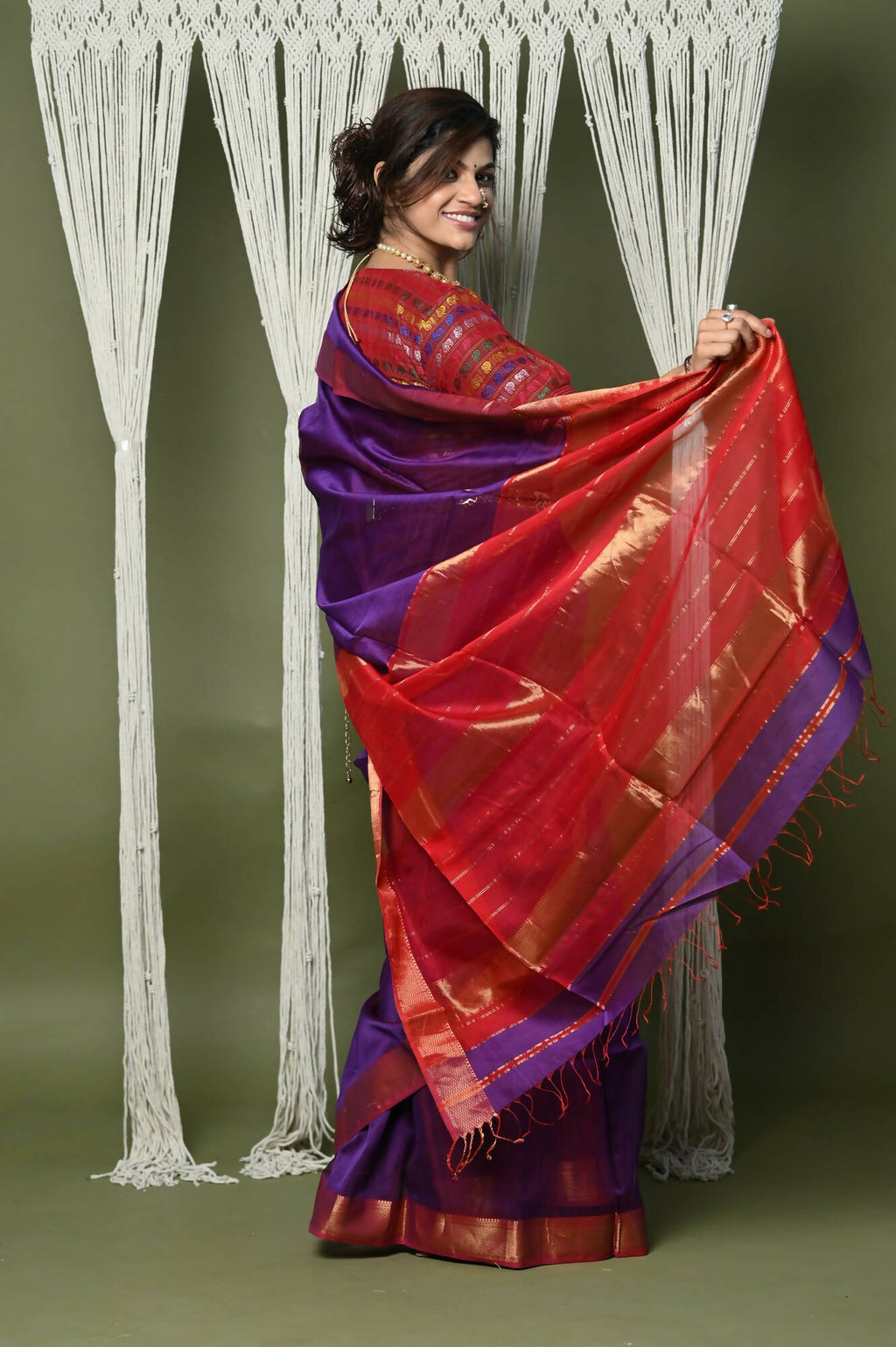 Very Much Indian Handloom Cotton Silk Maheshwari Saree With Sleek Golden Border - Purple