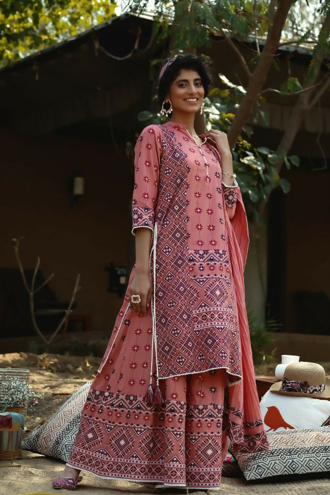 Juniper Peach Geometric Printed Pure Cotton Kurta & Palazzo Set with Lace Work