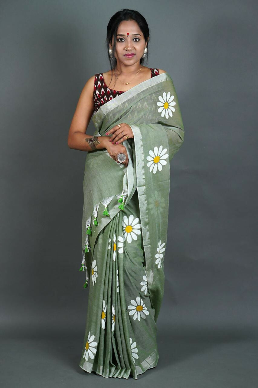 Exclusive Collection Light Pista Pure Cotton Saree With Sunflower Design
