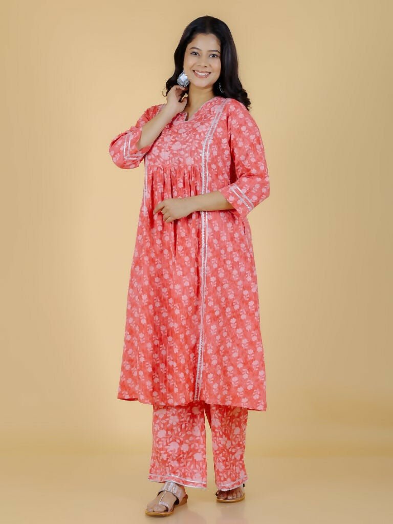 Aramya Pink Kantha Cotton Floral Print Panelled Kurta Set for Women