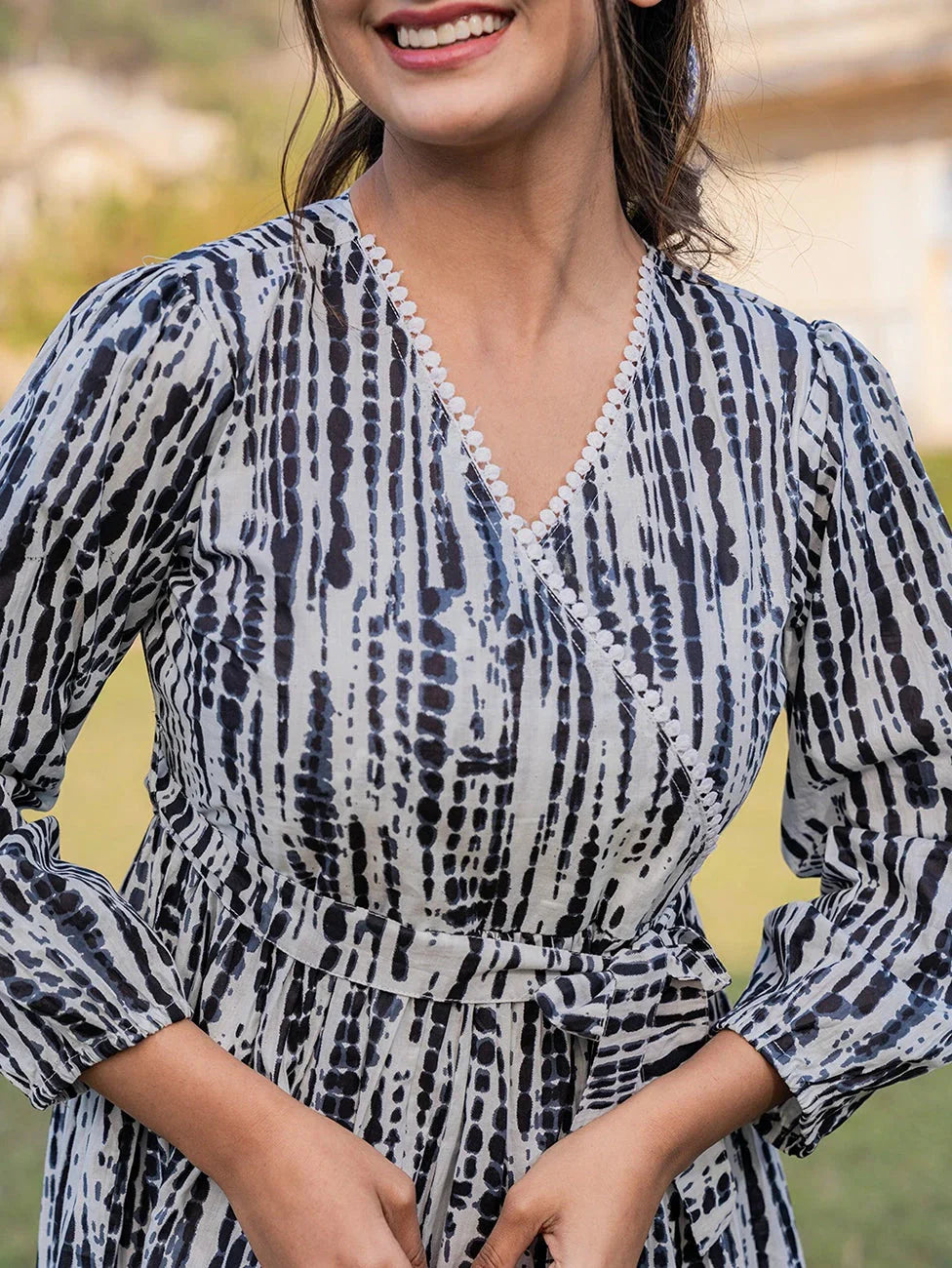 Yufta Black And White Pure Cotton Tie Dye Less Border Tassels Were Dress