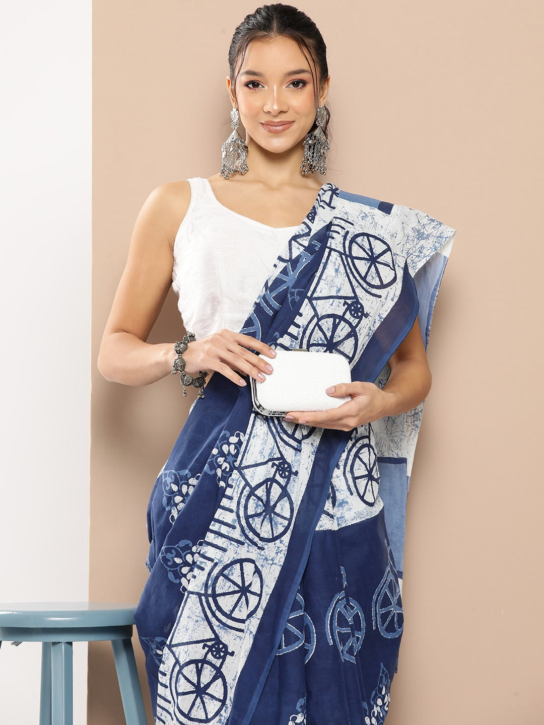 Yufta Blue Ethnic motifs Mulmul Cotton Sarees With Unstitched Blouse