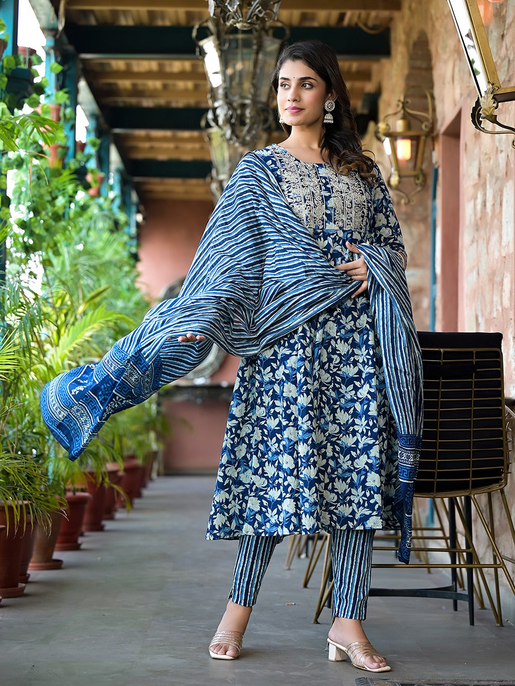 Yufta Blue Floral Dori_Embroidery Kurta Trouser With Dupatta Set