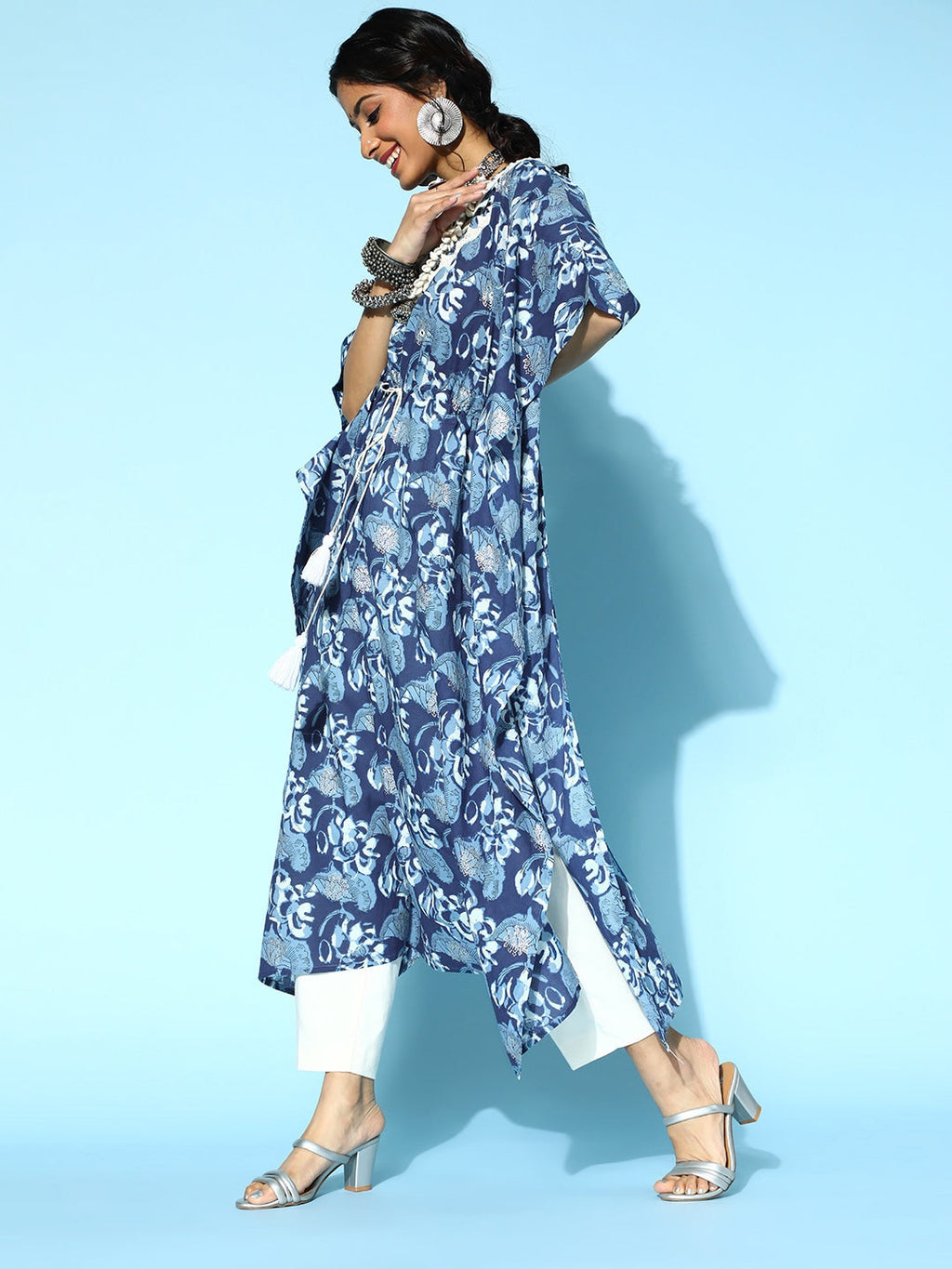 Yufta Blue Printed Kaftan Kurta