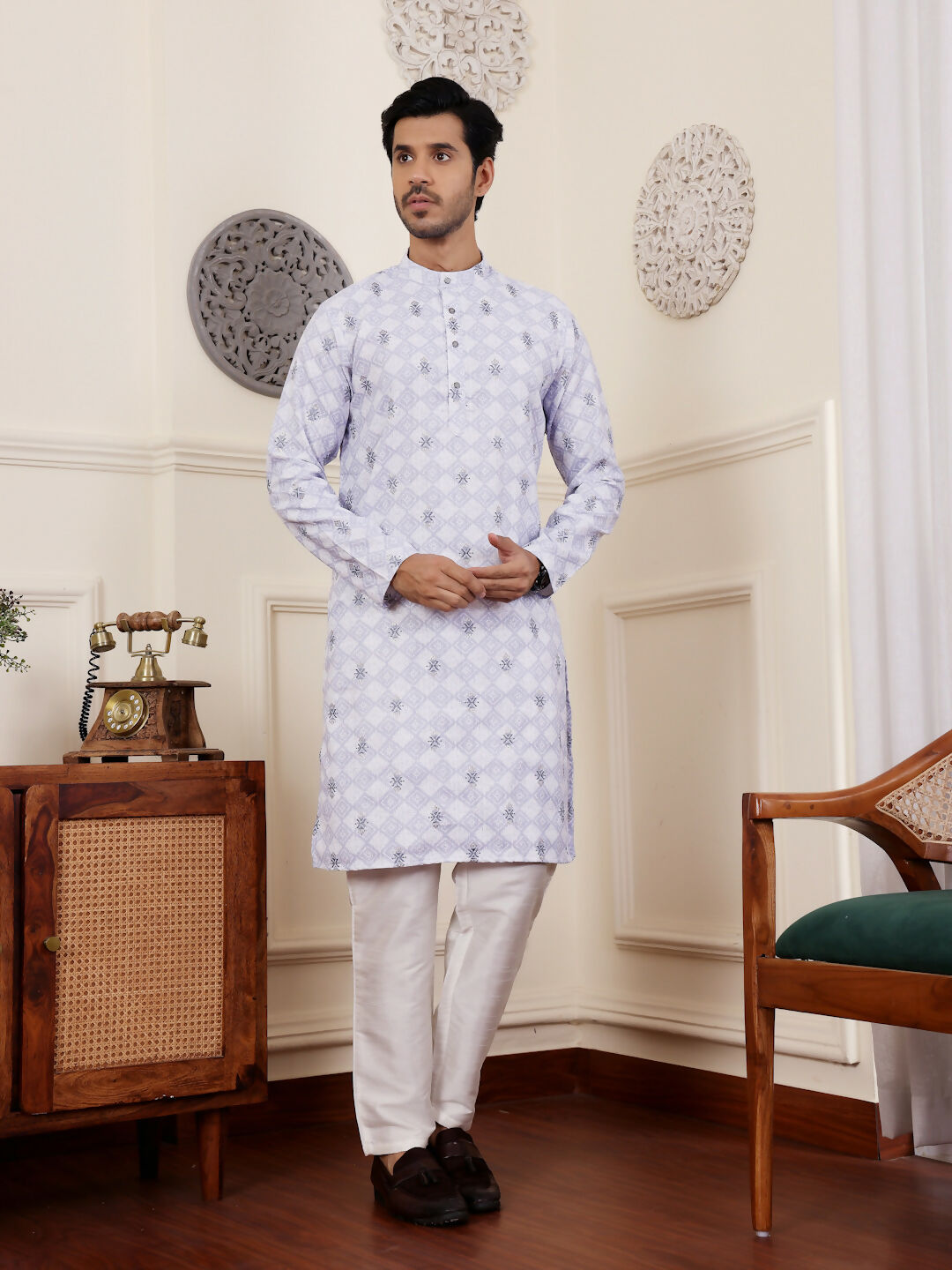Light Purple Linen Designer Embroidery Work Men's Rajwadi Kurta Set - Mahotsav