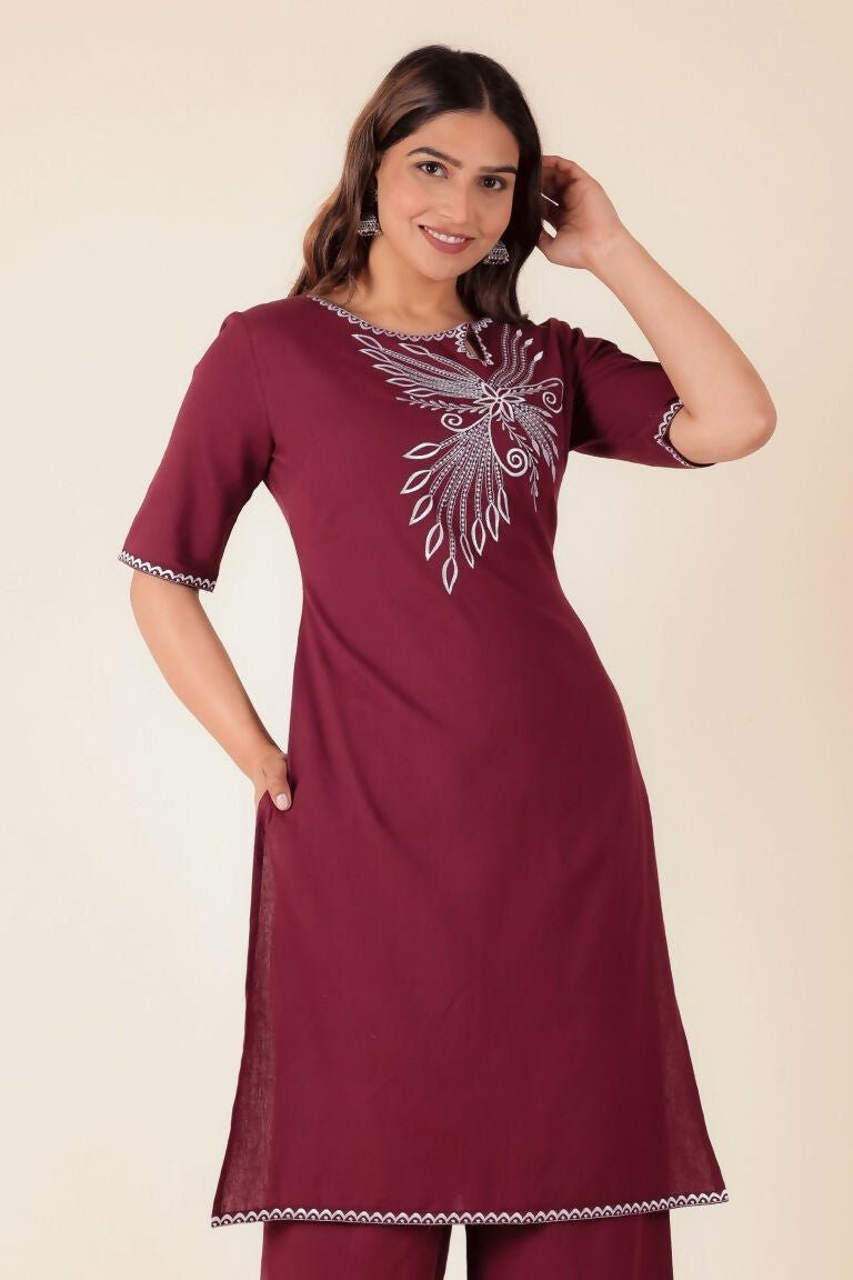 Aramya Maroon Linen Cotton Solid Straight Kurta for Women