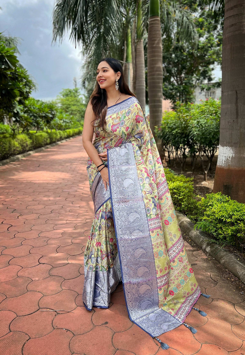 Vamsee Bhavi Navy Blue Tussar Dola Satin Silk Saree