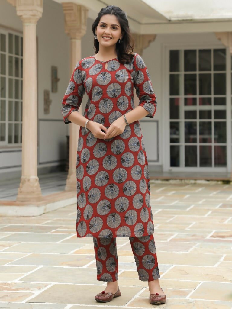 Aramya Straight Soft Cotton Abstract Print Women's Kurta - Red