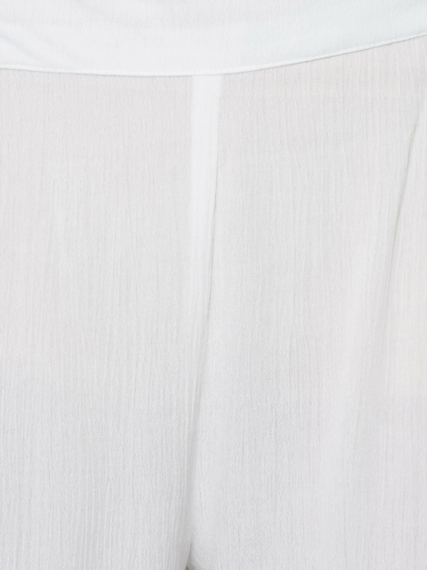 Women Republic White Rayo N Crepe Coord Set