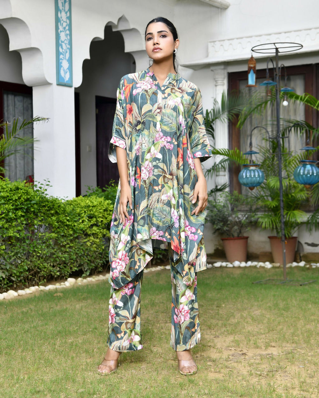 Vaasva Women's Dark Green Musline Viscose Digital Printed Kaftan Pant Set