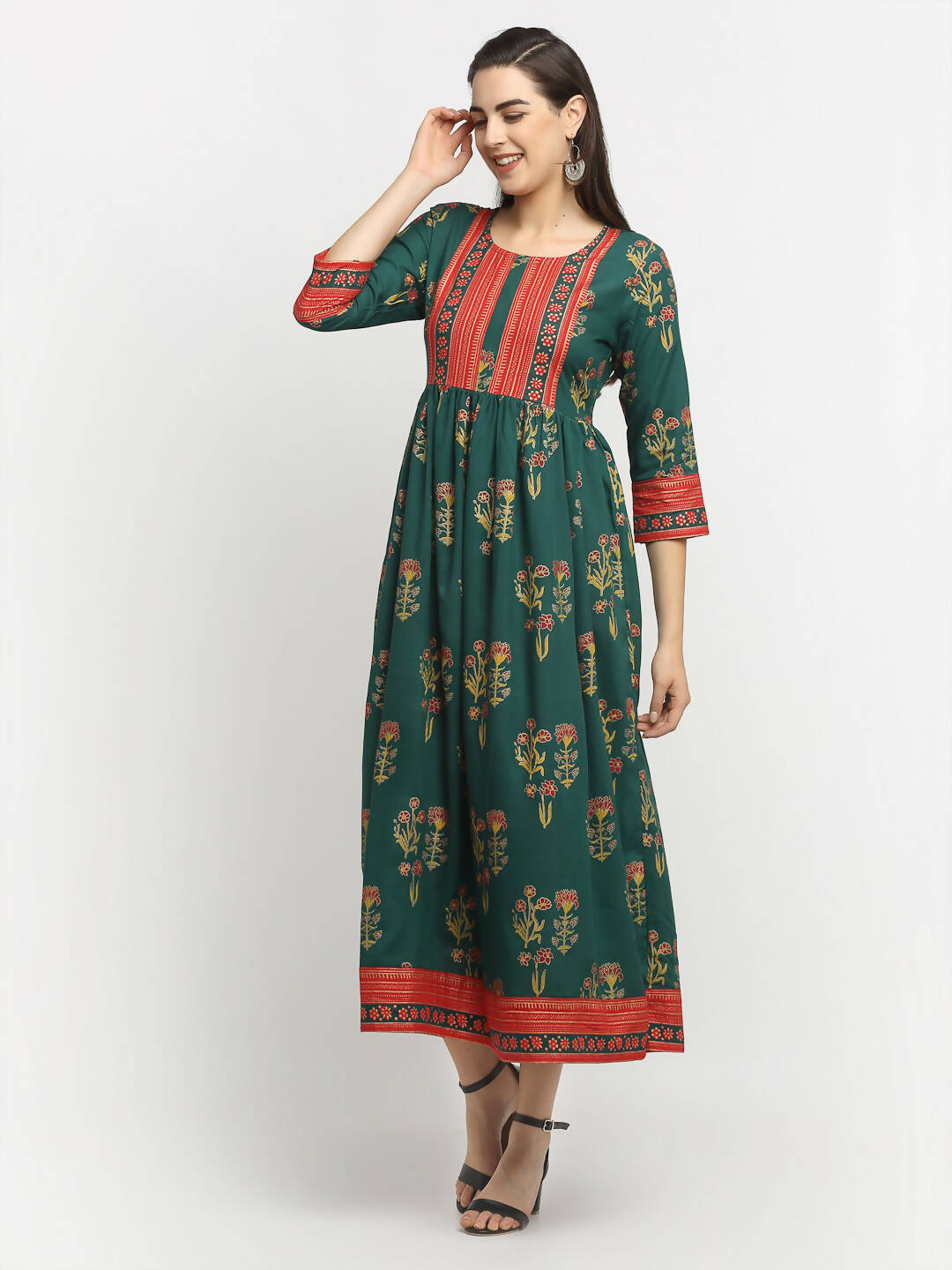 Rudra Bazaar Green Yoke Designed Flared Ethnic Kurta