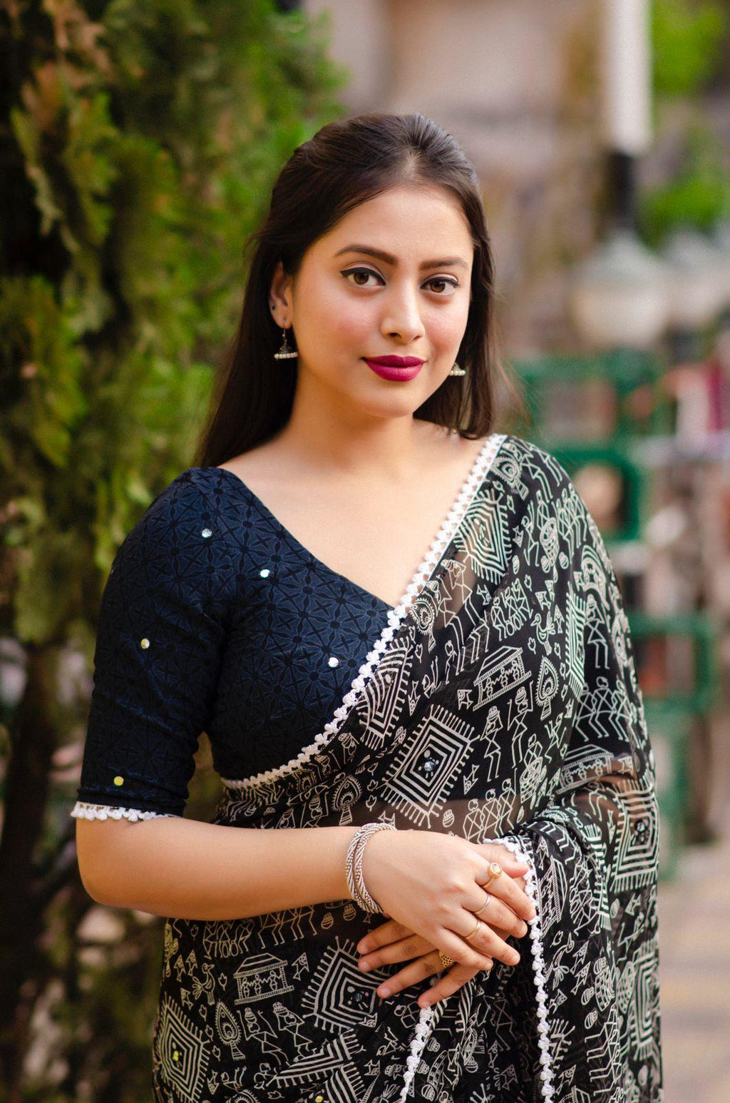 Black Poly Georgette Ethnic Motifs Saree with Unstitched Blouse - A2M