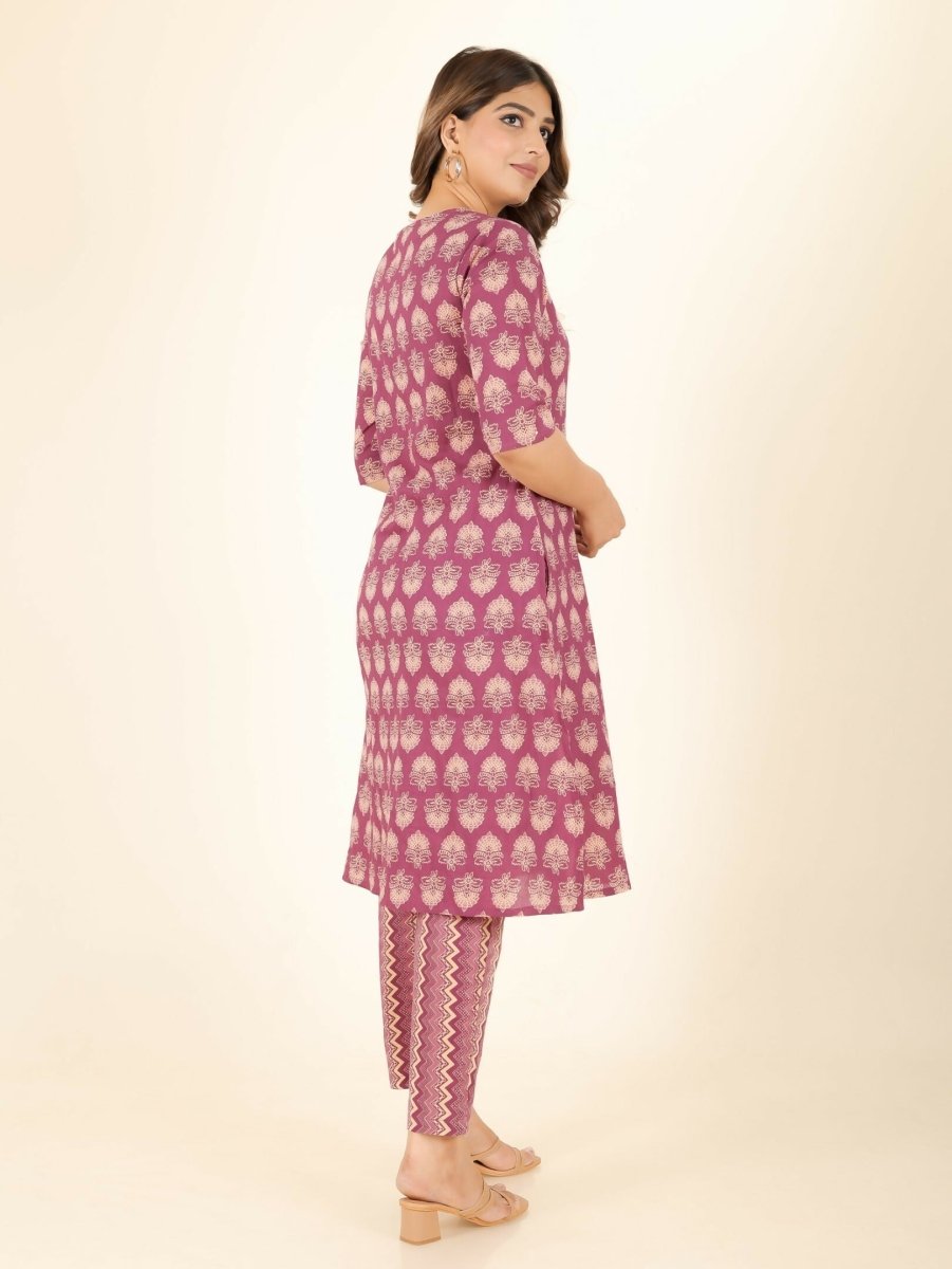 Aramya Pink Soft Cotton Floral Print A-line Kurta Set for Women