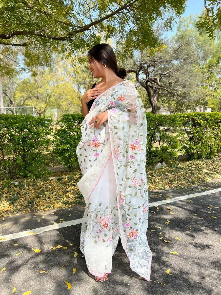 Vamsee Foolwarii White Organza Saree