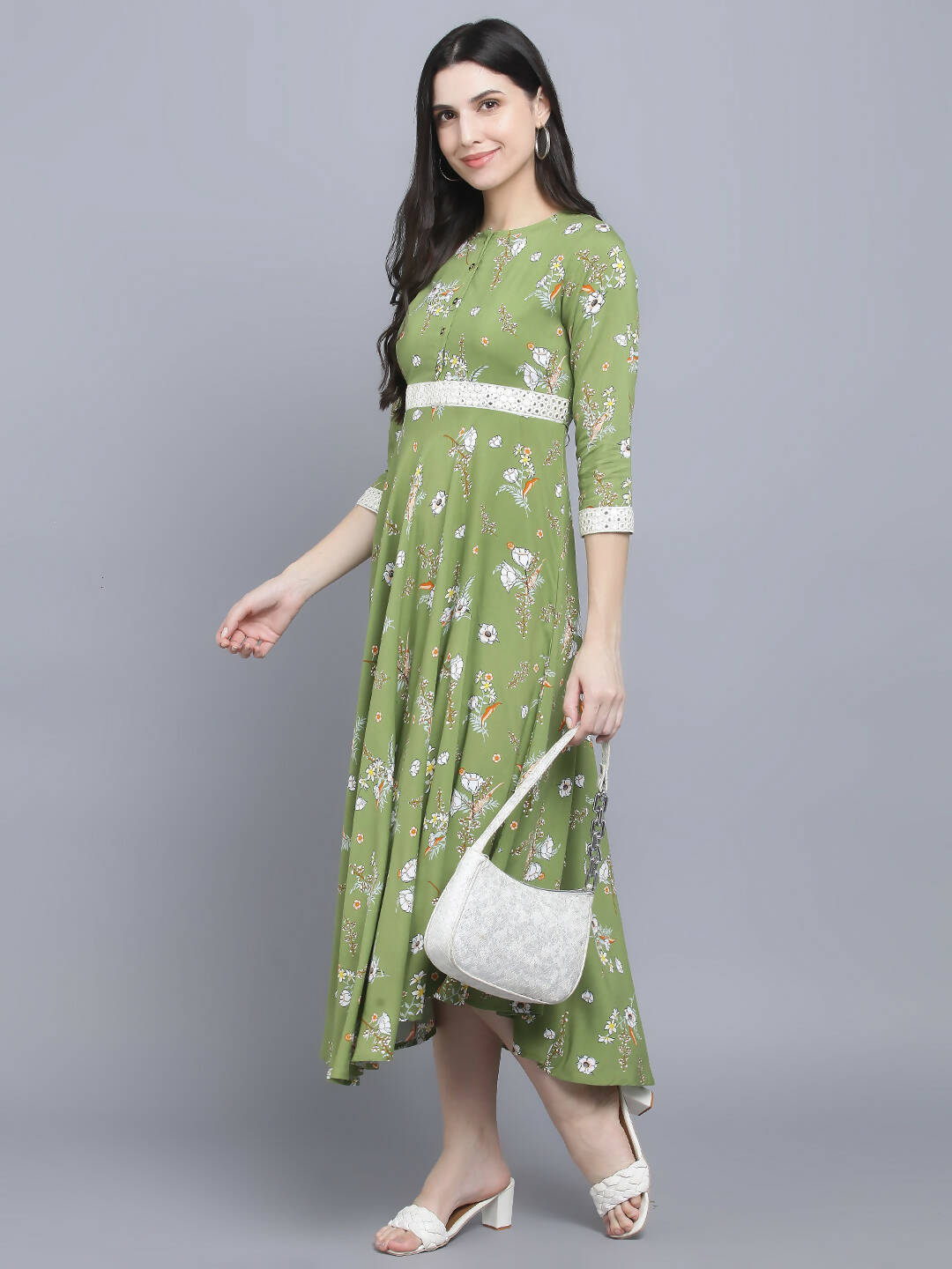 Myshka Women Green Floral Midi Dress