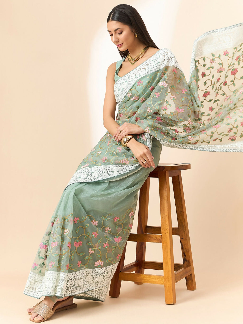 Green Organza Floral Embroidered Saree with Unstitched Blouse Piece - Roozal