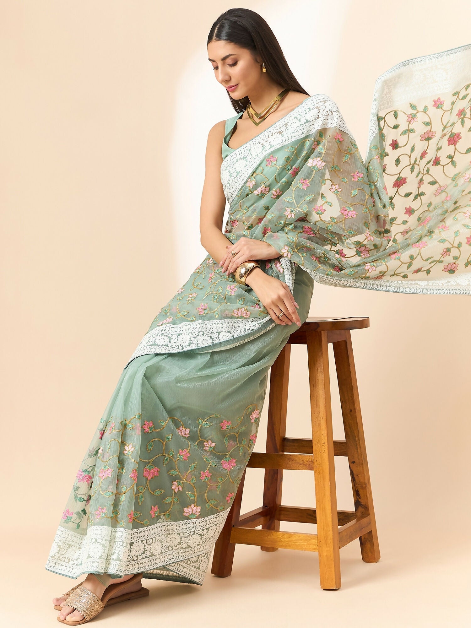 Green Organza Floral Embroidered Saree with Unstitched Blouse Piece - Roozal