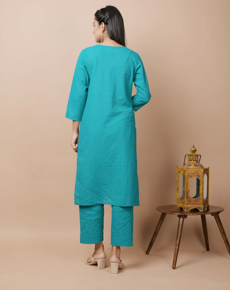 Kaajh Women's Green Solid Mirror Embellishment Kurta
