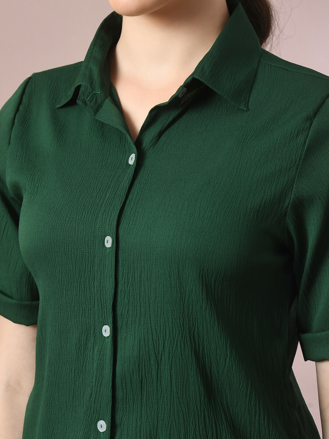 Myshka Women's Green Solid Shirt Collar Party Shirt With Shorts Co-ord set