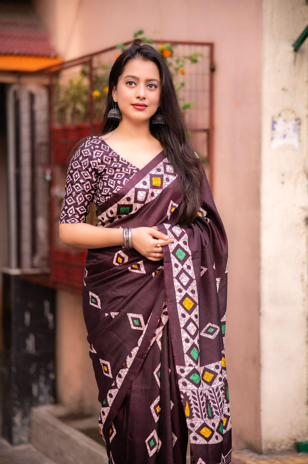 Maroon Silk Blend Ethnic Motifs Saree with Unstitched Blouse - Hiral Fashion