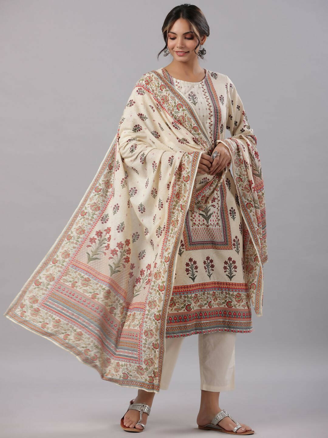Juniper Women's Beige Cambric Floral Placement Printed Straight Fit Kurta Sets