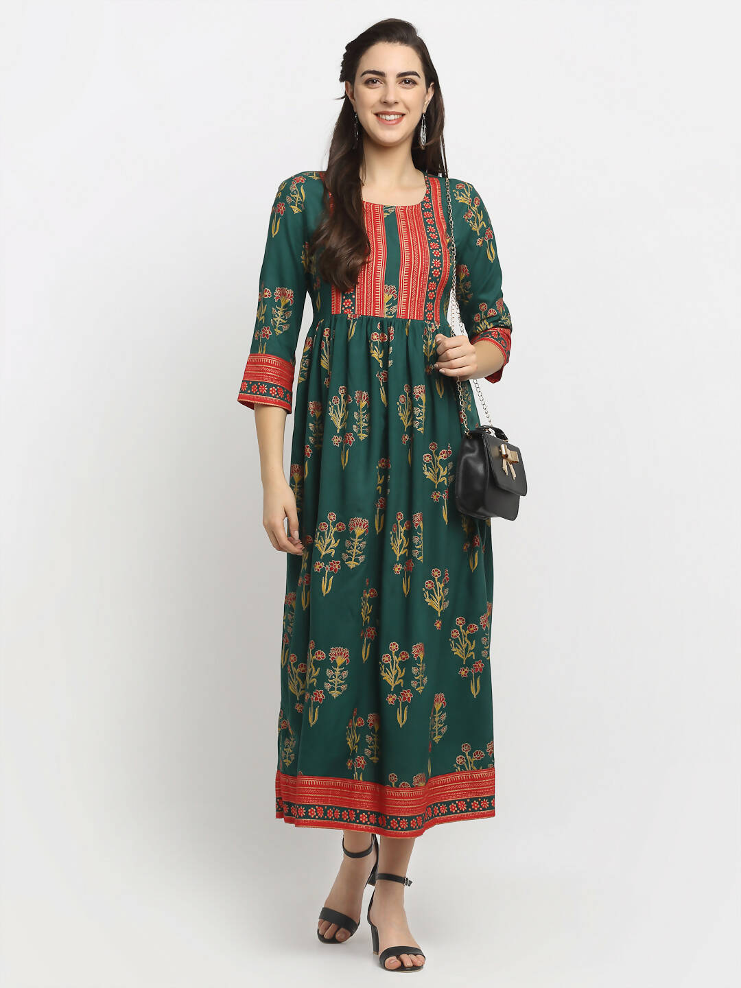 Rudra Bazaar Green Yoke Designed Flared Ethnic Kurta