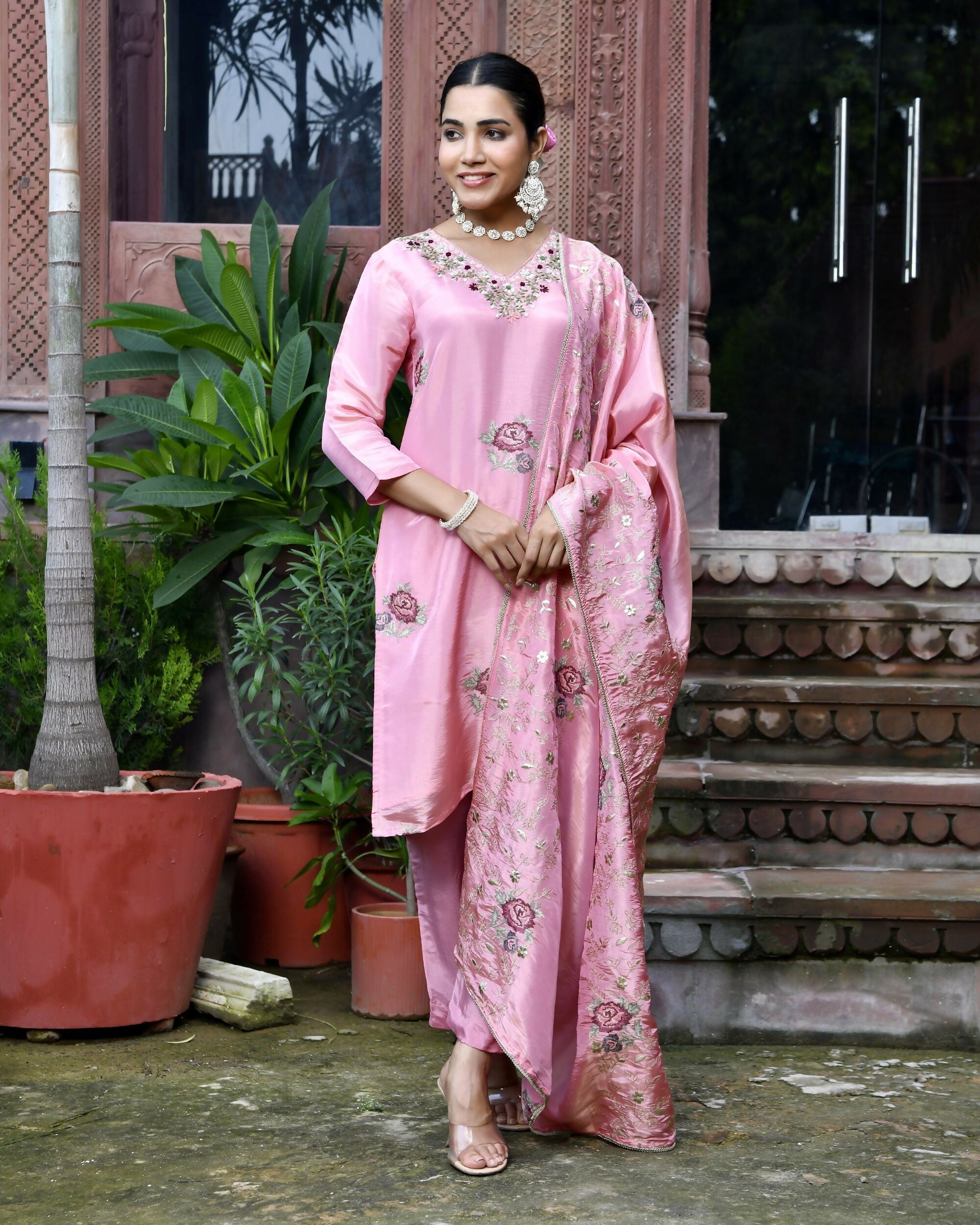 Vaasva Women's Tissue Silk Emboidered Suit Set With Solid Pant & Solid Embroidered Dupatta