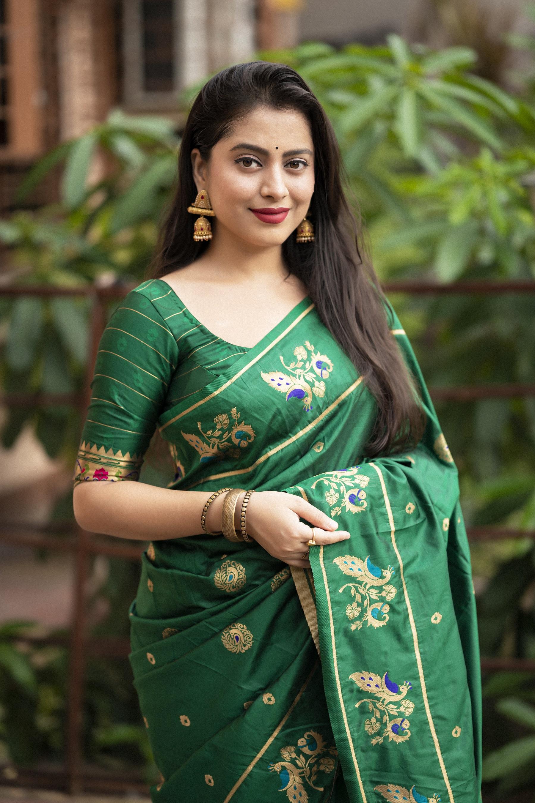 Green Pure Silk Woven Design Saree with Unstitched Blouse - Hiral Fashion