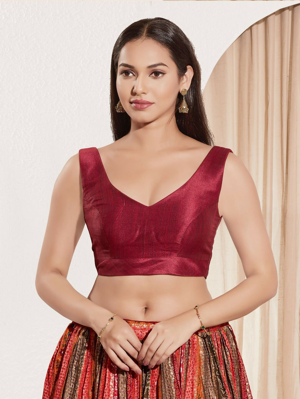 Joban Fashion Dark Maroon Mulberry Silk Padded Blouse With Round Neck Sleeveless