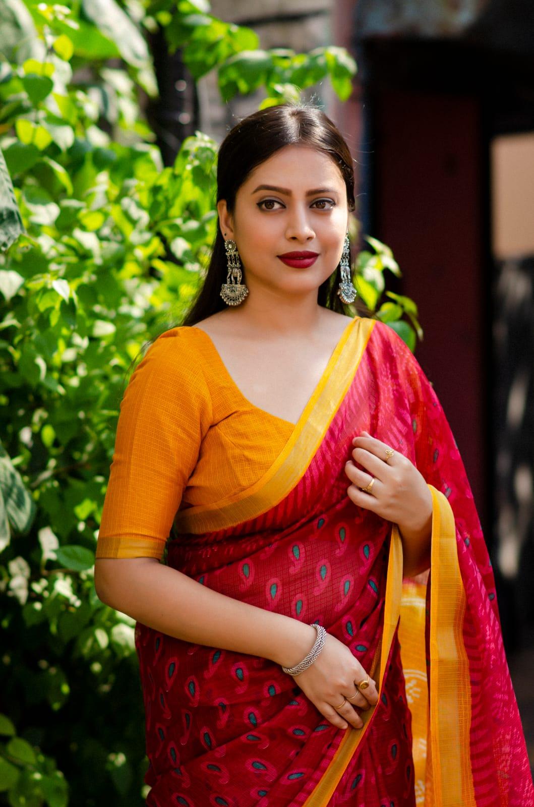 Light Red Polycotton Ethnic Motifs Saree with Unstitched Blouse - Hiral Fashion