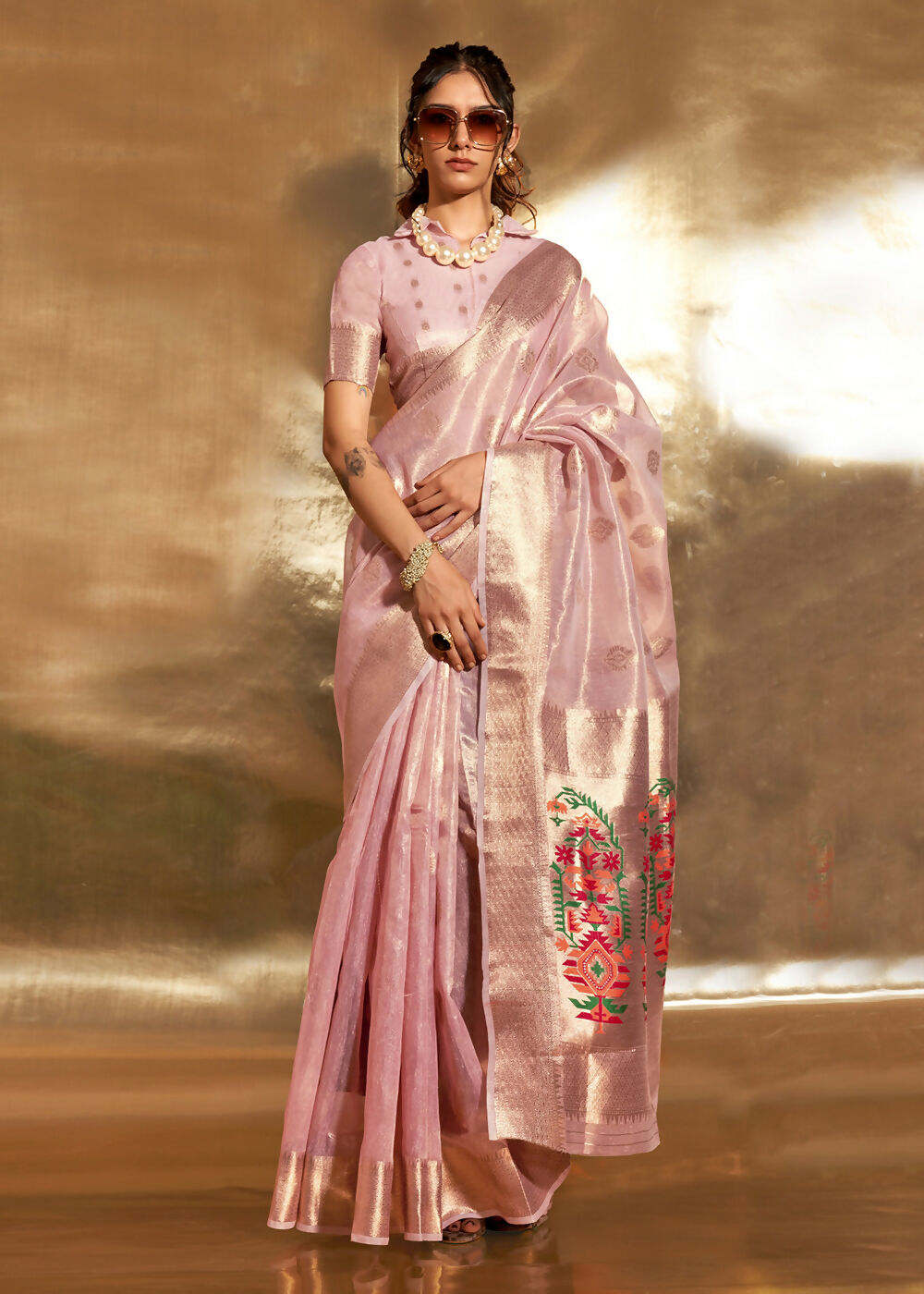 Pink Handwoven Tissue Fabric Festive & Party Style Saree - Emponline