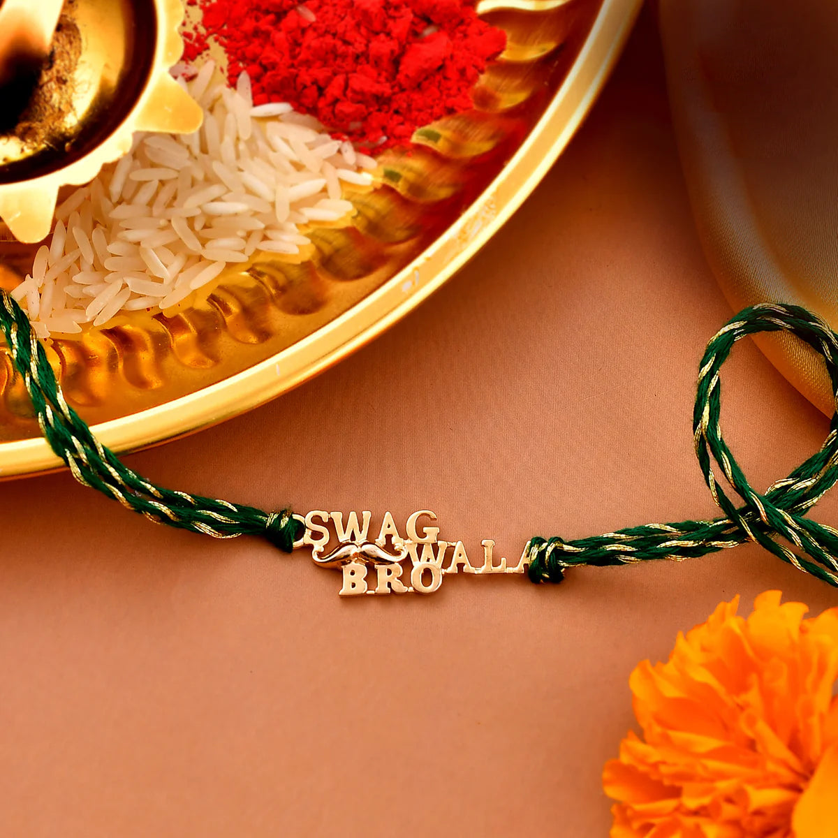 trueBrowns 925 Sterling Silver Gold-Polished Gold Micron Plated Swag Thread Rakhi