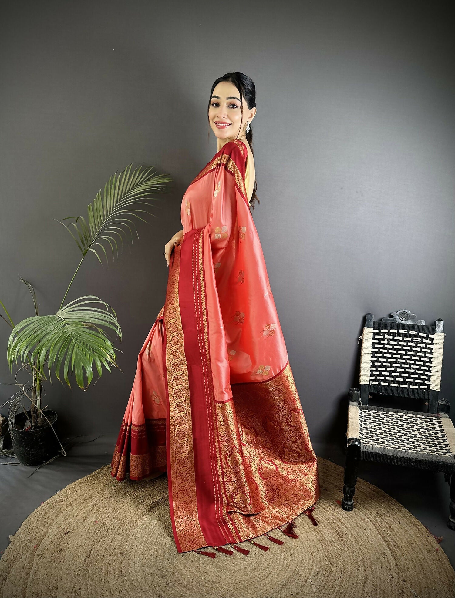 Joban Fashion Salmon Pink Banarasi Soft Silk Woven Saree
