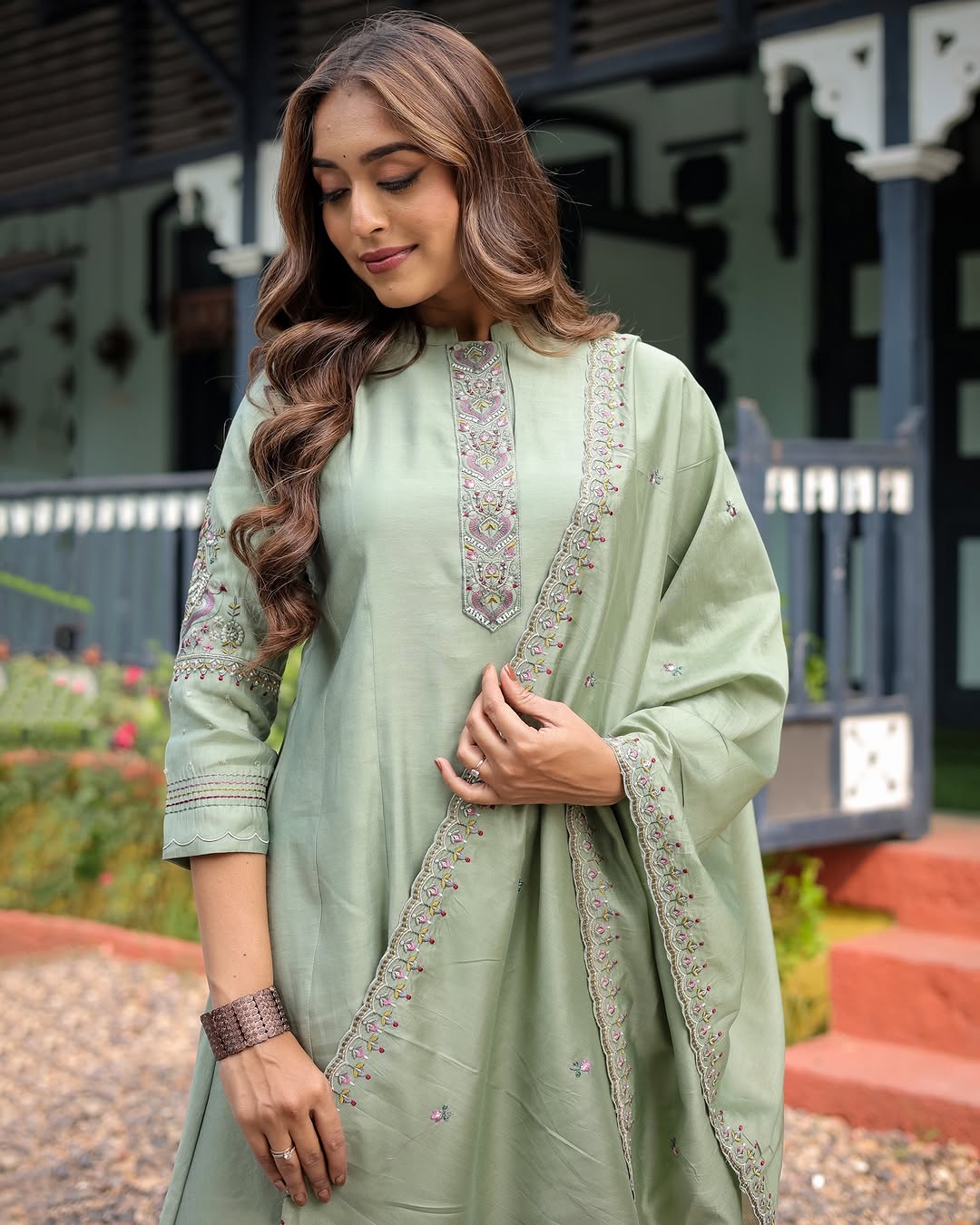 Lorenvalley Seagreen Muslin Silk Embroidered work Kurta Set