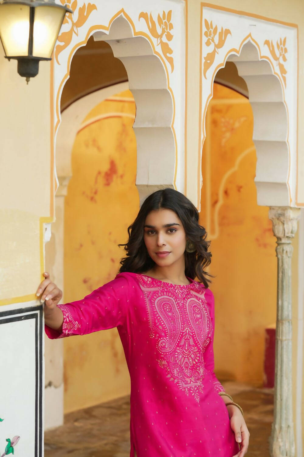 Juniper Women's Fuchsia Shanton Printed Straight Kurta