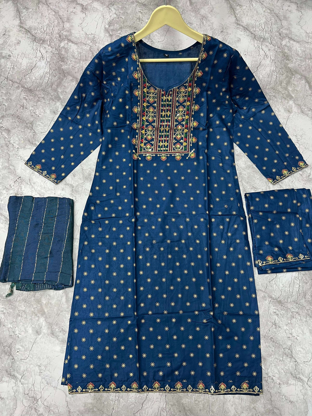 Jyoti Fashion Women's Morpich 14KG Rayon Foil Print with Embroidery Kurta Set