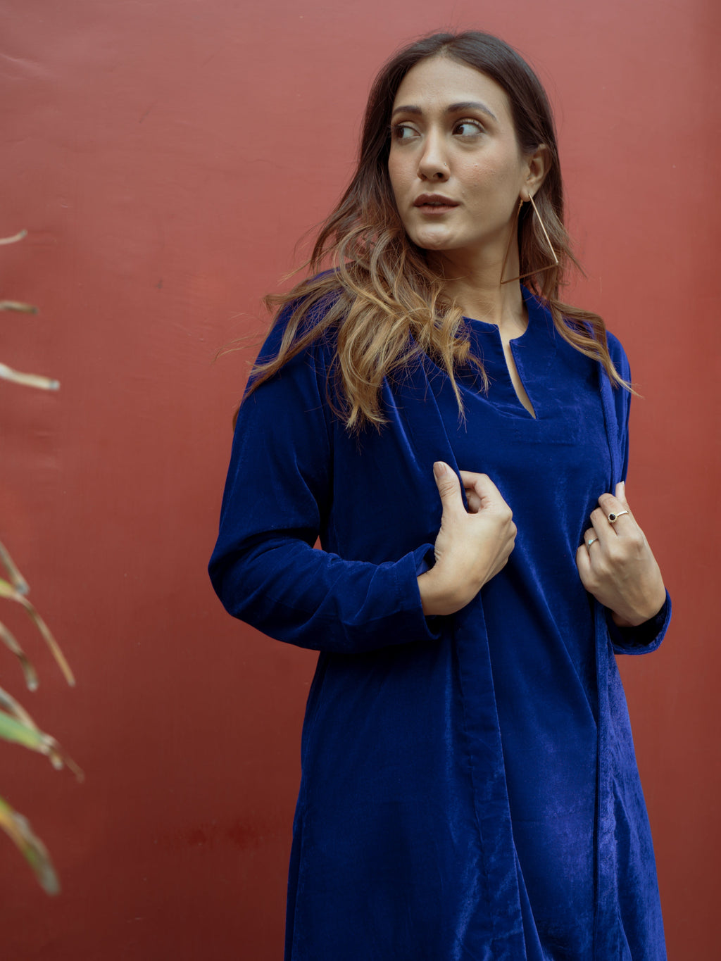 trueBrowns Blue Solid Velvet Co-Ord Set