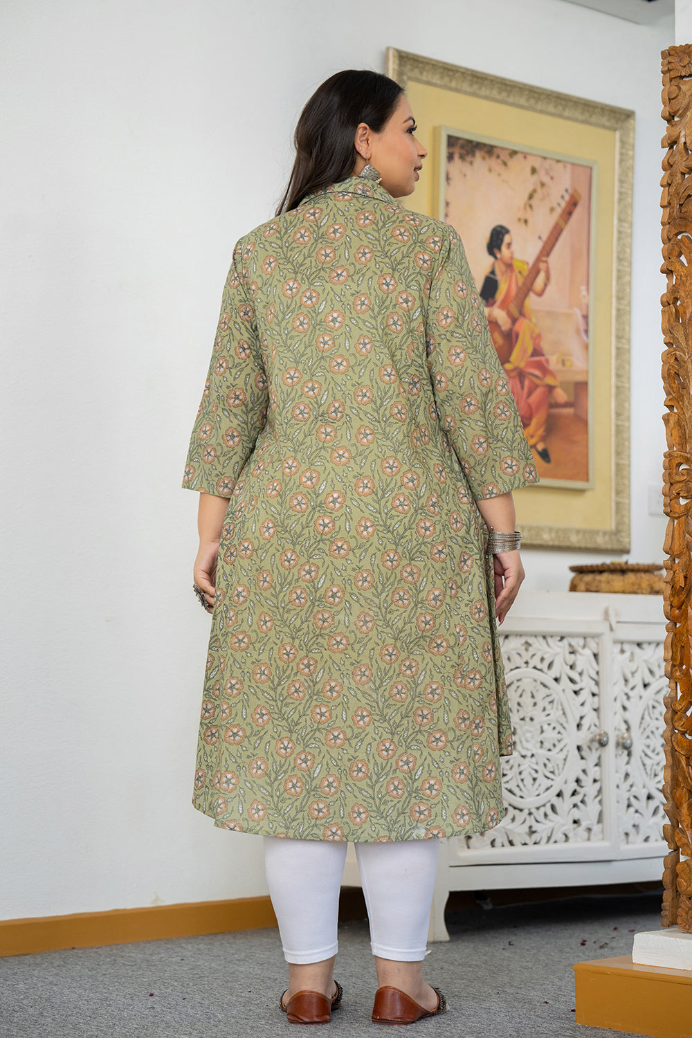 Kaajh Women's Green Floral Printed Plus Size Cotton Kurta