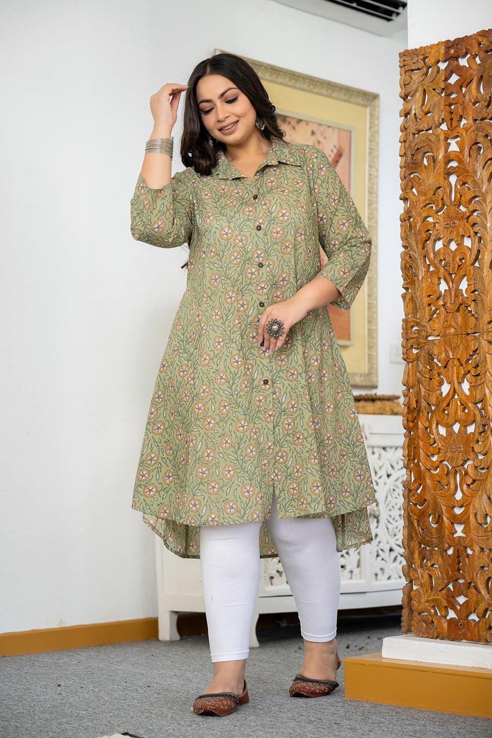 Kaajh Women's Green Floral Printed Plus Size Cotton Kurta