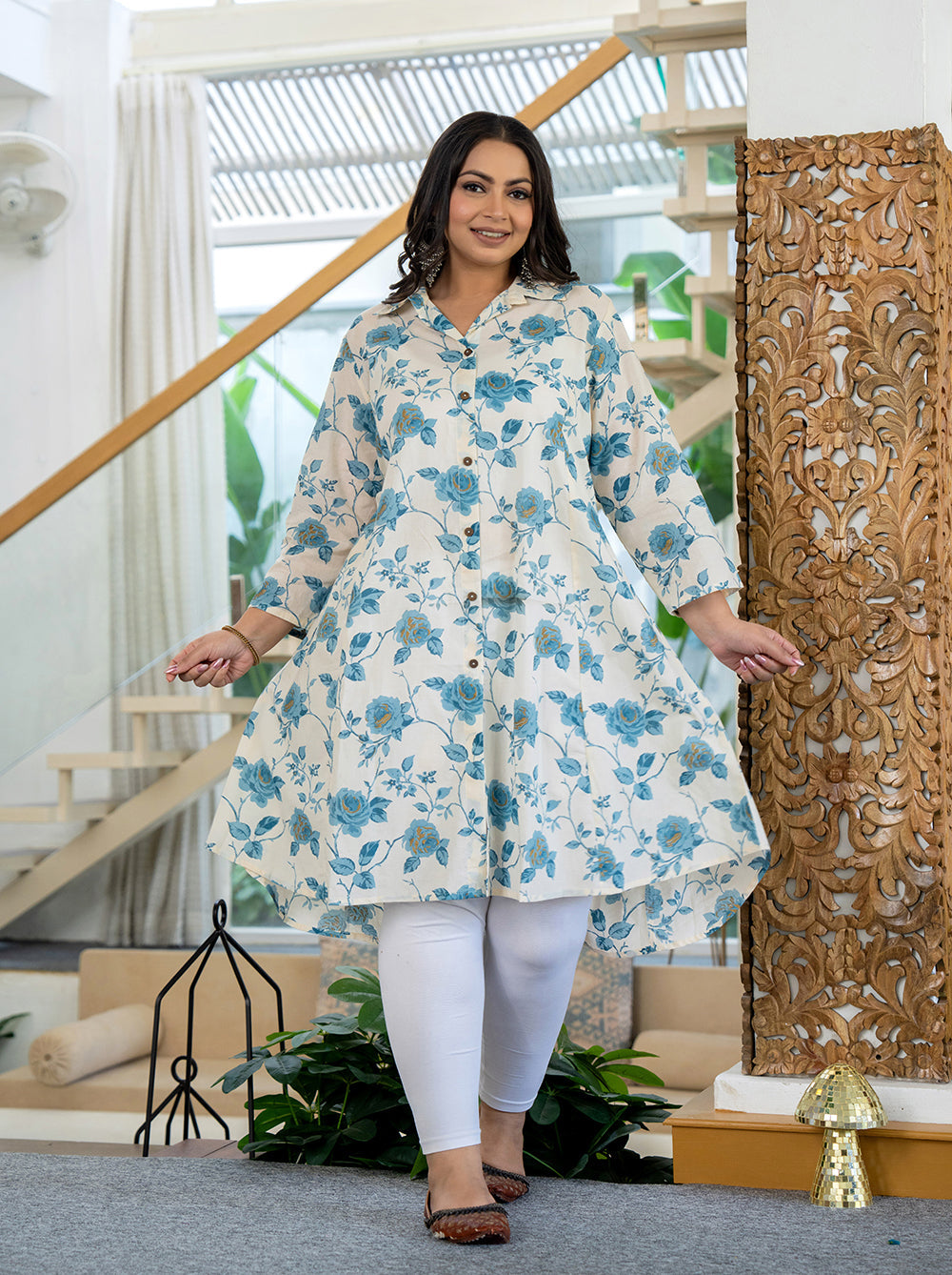 Kaajh Women's Turquoise Floral Printed Plus Size Cotton Kurta