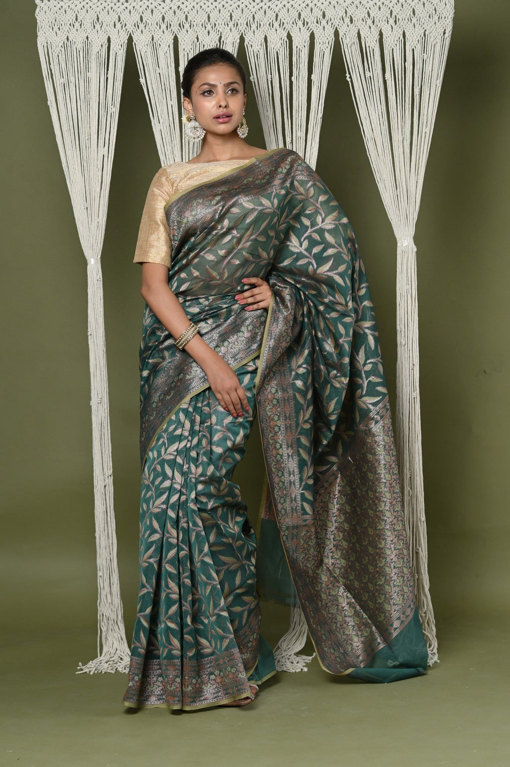 Very Much Indian Exclusive High Quality Handloom Banarasi Cotton Saree with Beautiful Abstract Print.