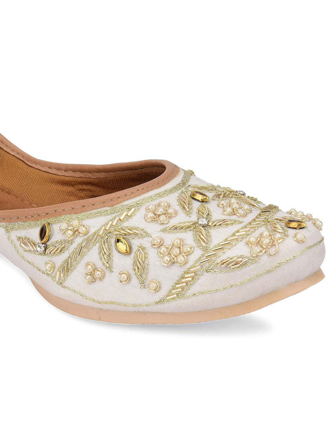 Desi Colour Women Indian Ethnic Footwear-Pearl Dabka