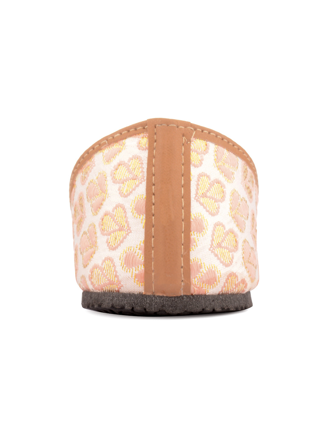 Desi Colour Women Indian Ethnic Footwear-Cushioned Peach Brocket