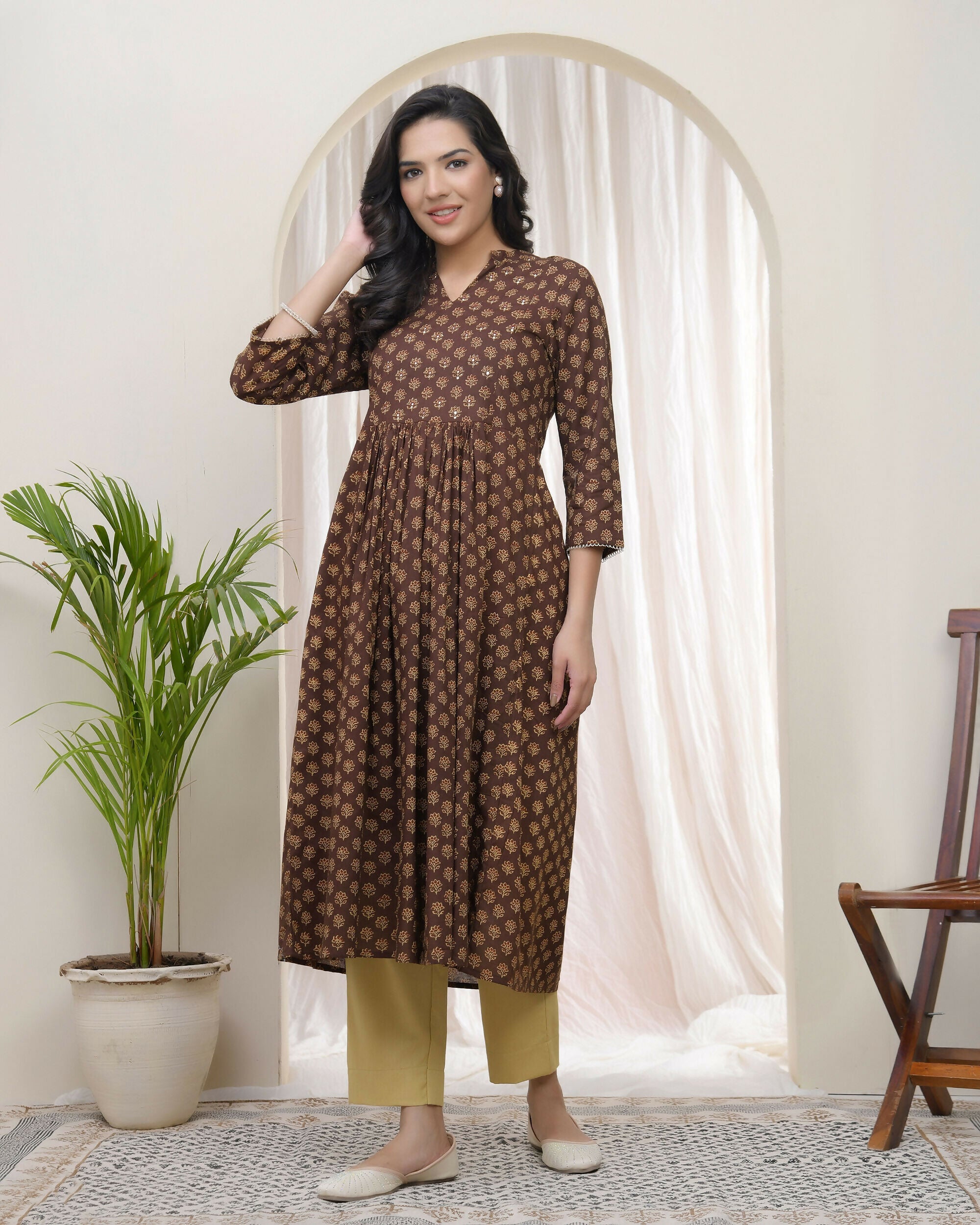 Vaasva Brown Boonta Cotton Printed Gathered Kurti With Pant