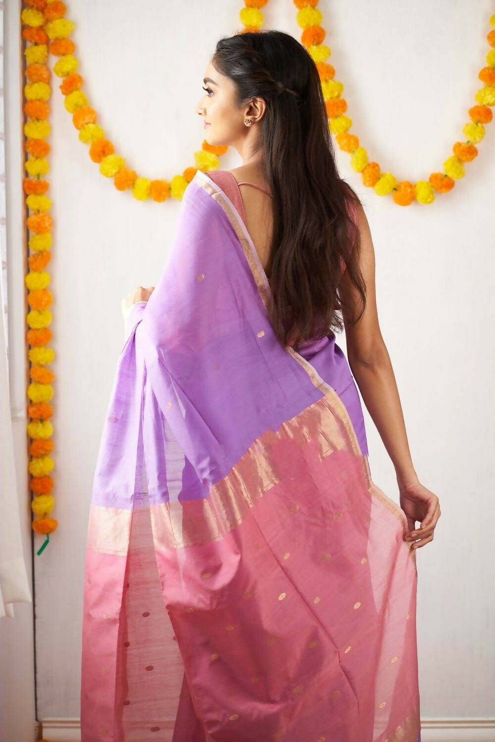 DEIANA'S Beautiful Designer Golden zari Soft Cotton Saree - Lavender