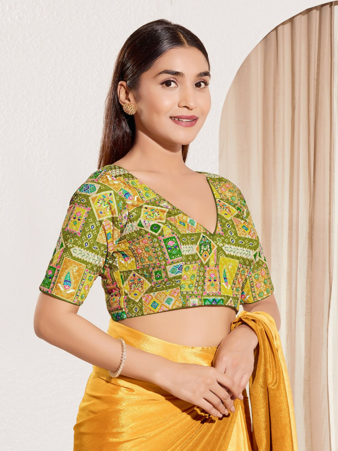 Joban Fashion Mehendi Green Viscose Rayon Padded Blouse With V Neck Elbow Sleeves