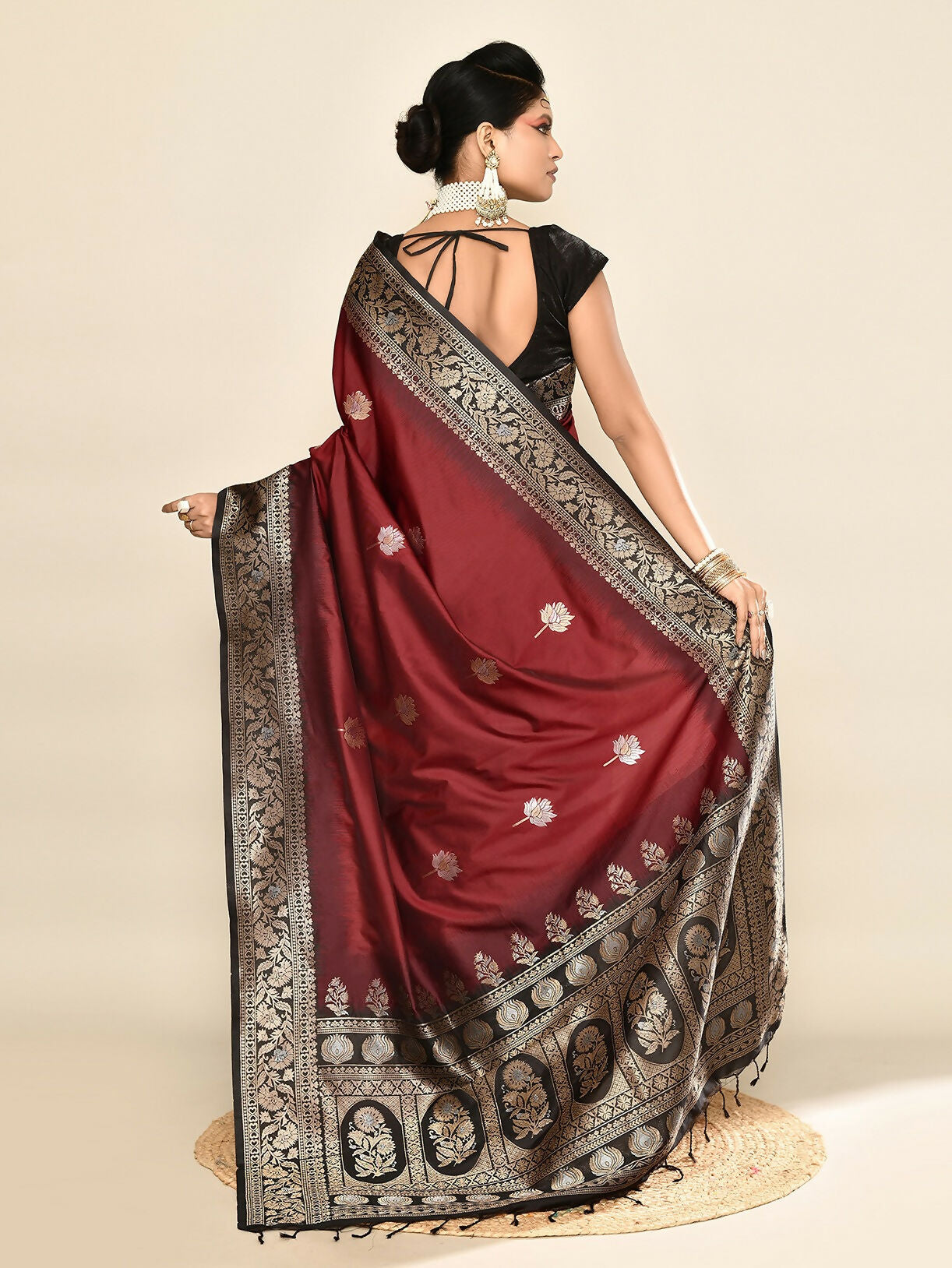 Joban Fashion Maroon & Black Plain With Weaving Border Banarasi Silk Sarees