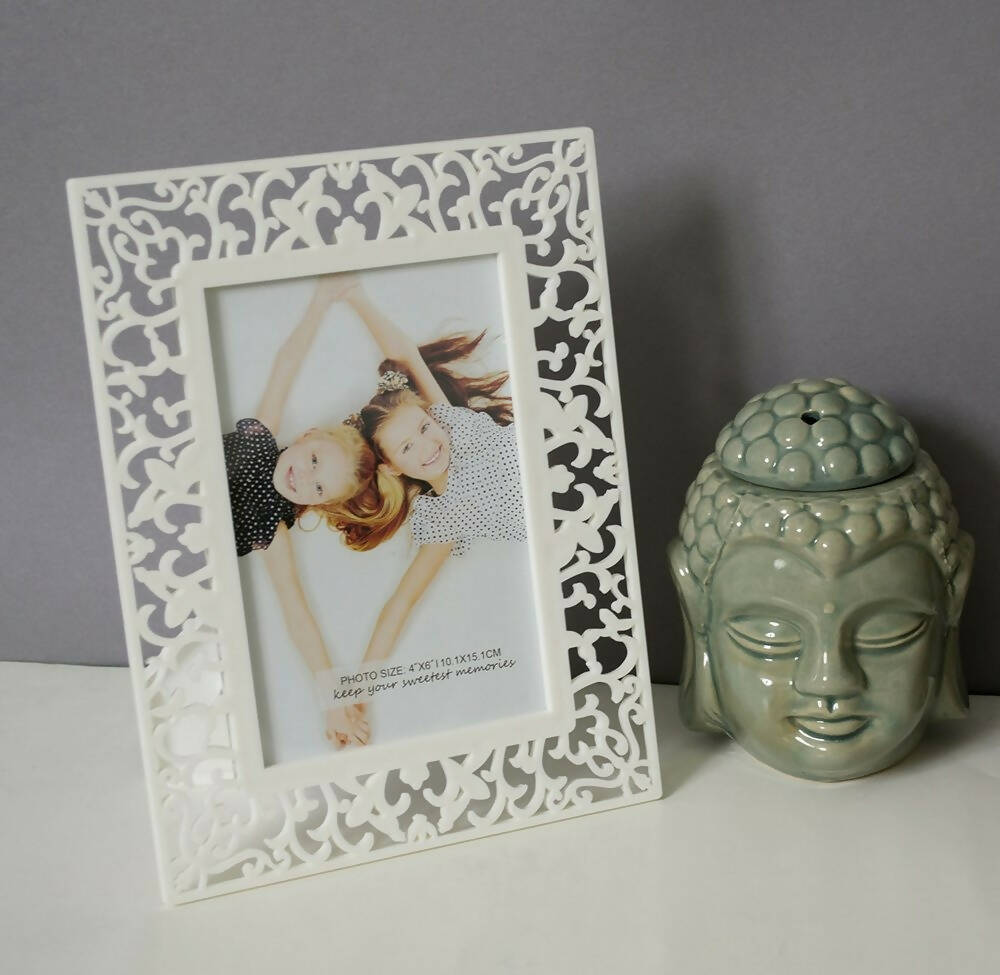 Art Street Decorative Table Photoframe For Home Decoration White Color Shape -Royal