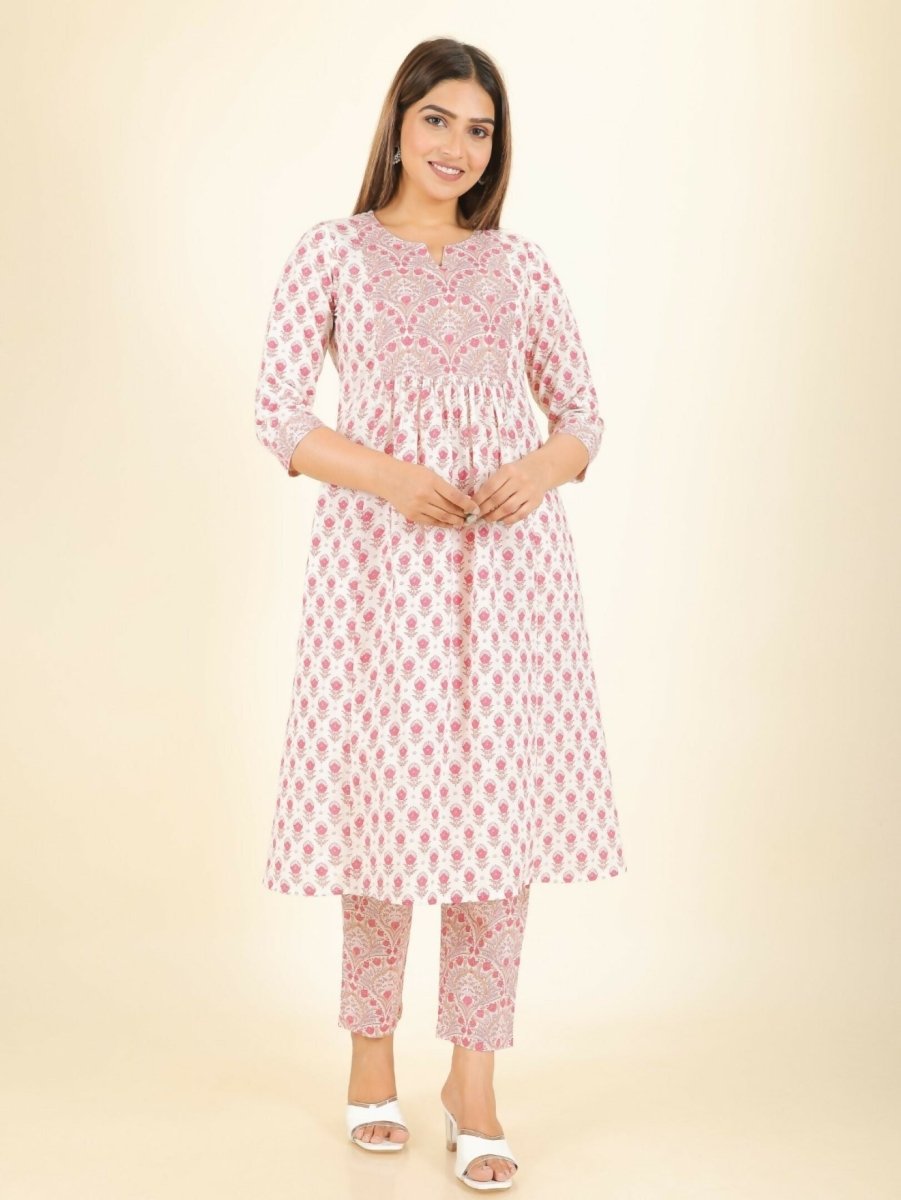 Aramya White Soft Cotton Floral Print Panelled Kurta Set for Women