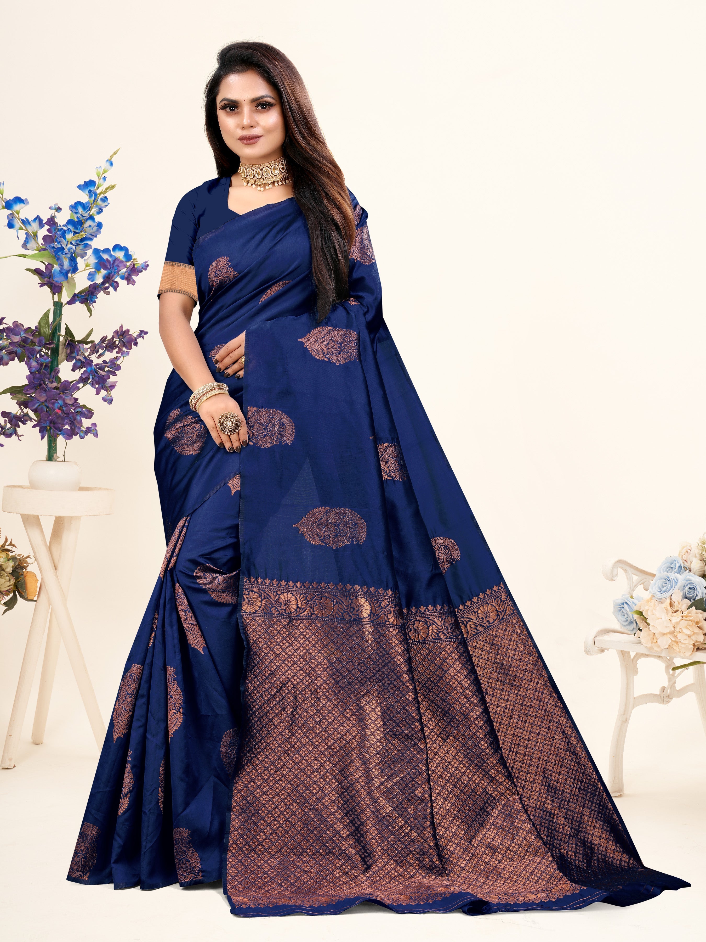 Vedant Vastram Litchi Silk Designer Banarasi Saree - Navy